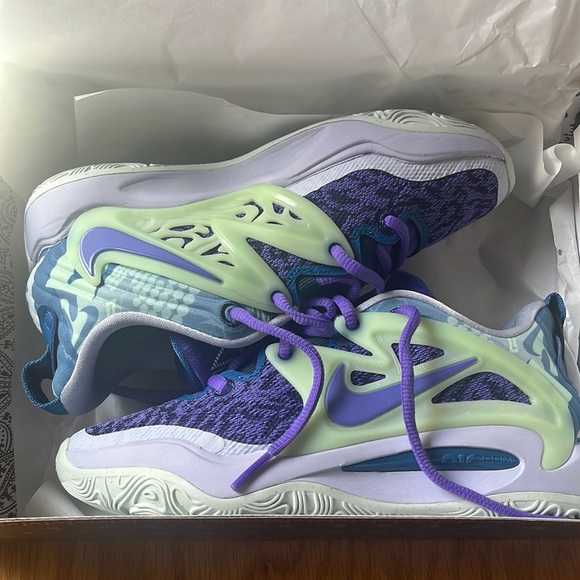 Shoes - KD 15 “Nightmares”